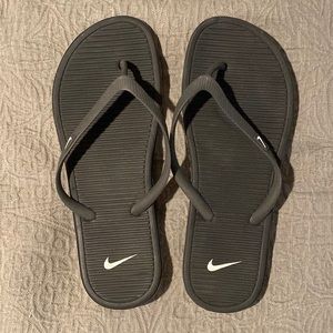 Nike Flip Flops